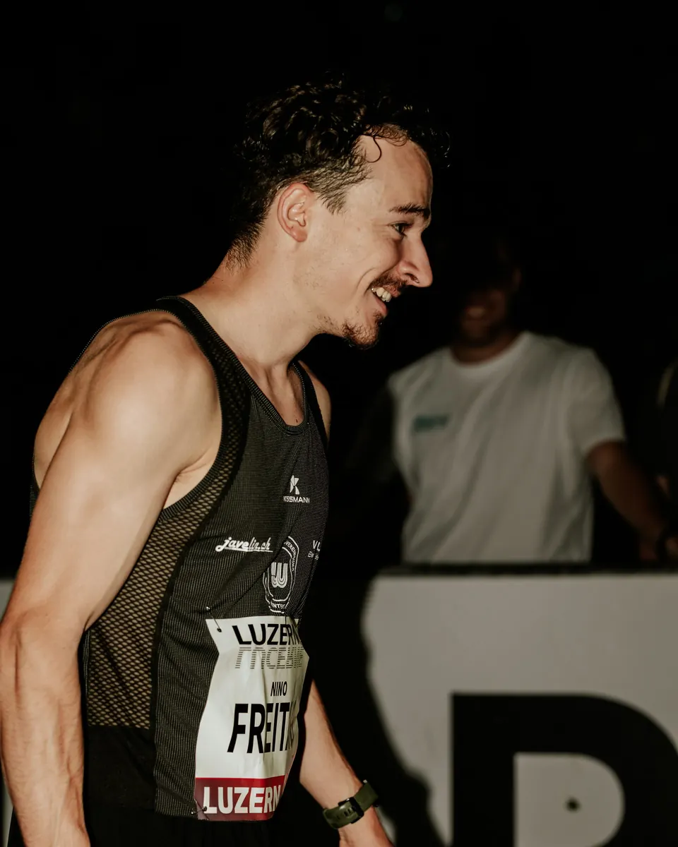 Nino Freitag lacht nach dem Rennen